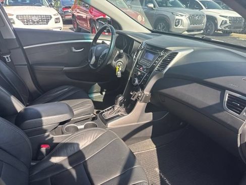 Used 2013 Hyundai Elantra GT w/ Style Pkg FWD image 8