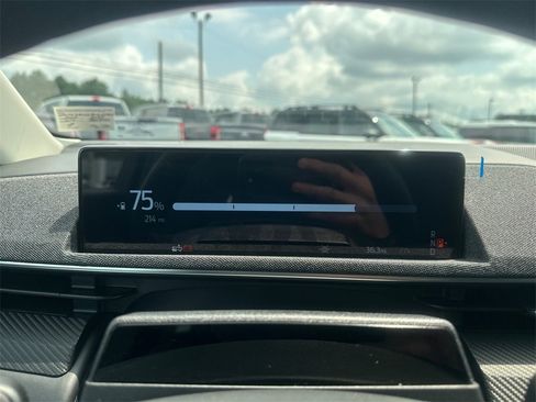 New 2025 Ford Mustang Mach-E Premium image 23