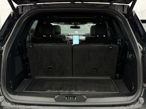 Used 2022 Ford Explorer ST w/ Equipment Group 401A image 24