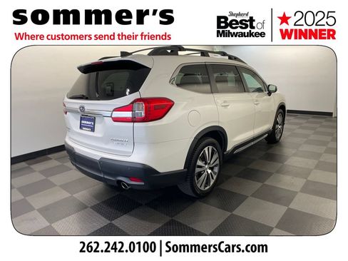 Used 2022 Subaru Ascent Limited w/ Technology Package AWD/4WD image 5