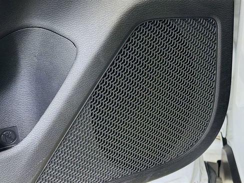 Used 2023 Mitsubishi Outlander SE image 22