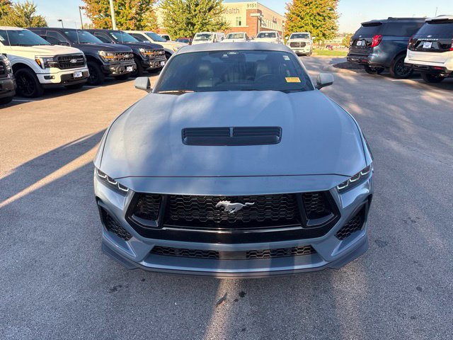 Used 2024 Ford Mustang GT Premium w/ GT Performance Package RWD image 2