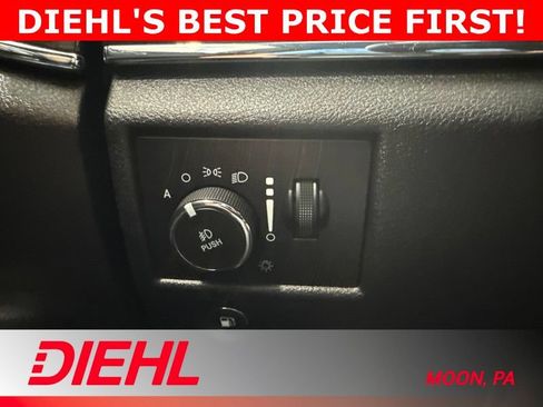 Used 2018 Jeep Grand Cherokee Trailhawk w/ Trailhawk Luxury Group AWD/4WD image 25