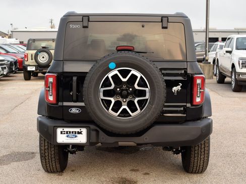 New 2026 Ford Bronco Outer Banks image 5