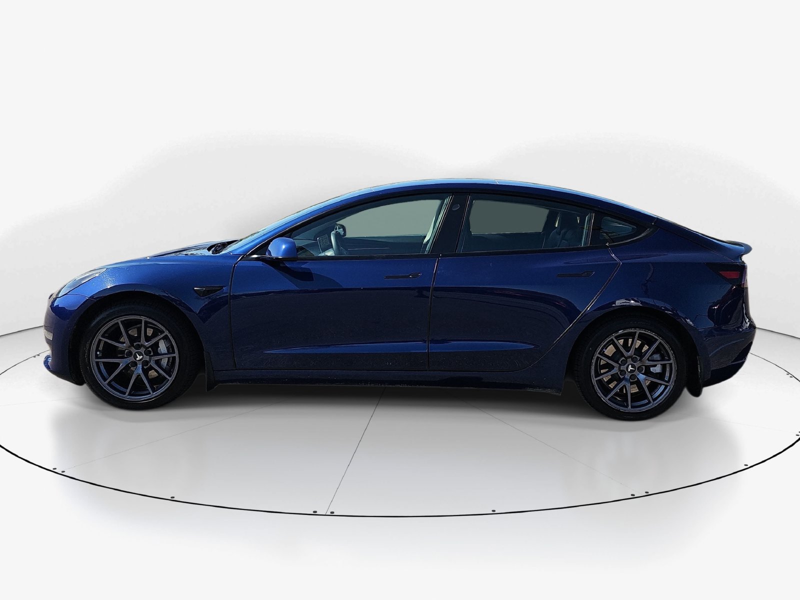 Used 2022 Tesla Model 3 Long Range AWD/4WD image 10