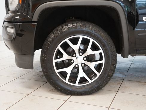 Used 2018 GMC Sierra 1500 4x4 Double Cab w/ Elevation Edition image 18