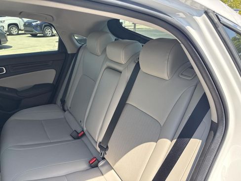 Certified 2024 Honda Civic EX-L image 18