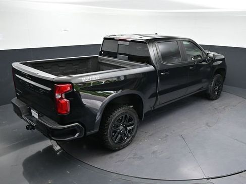 Used 2024 Chevrolet Silverado 1500 LT Trail Boss w/ LT Trail Boss Premium Package AWD/4WD image 25