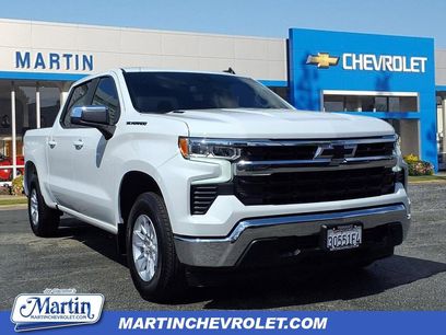 Used 2025 Chevrolet Silverado 1500 LT w/ LPO, Dark Essentials Package