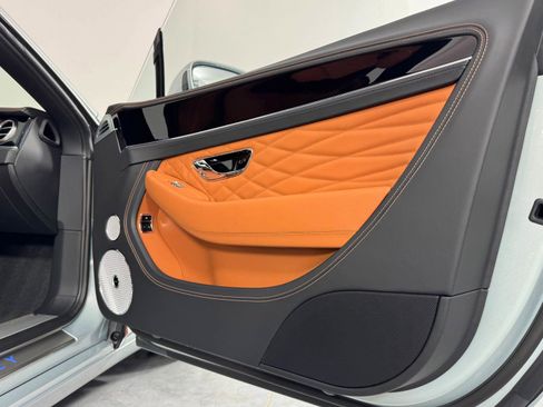 Used 2024 Bentley Continental GT Azure image 40