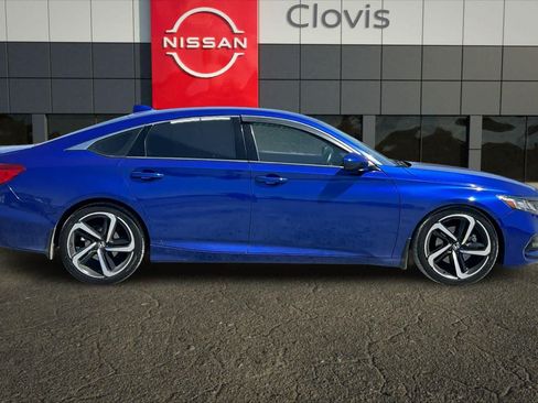 Used 2018 Honda Accord Sport image 9
