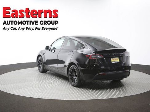 Used 2024 Tesla Model Y Long Range AWD/4WD image 59
