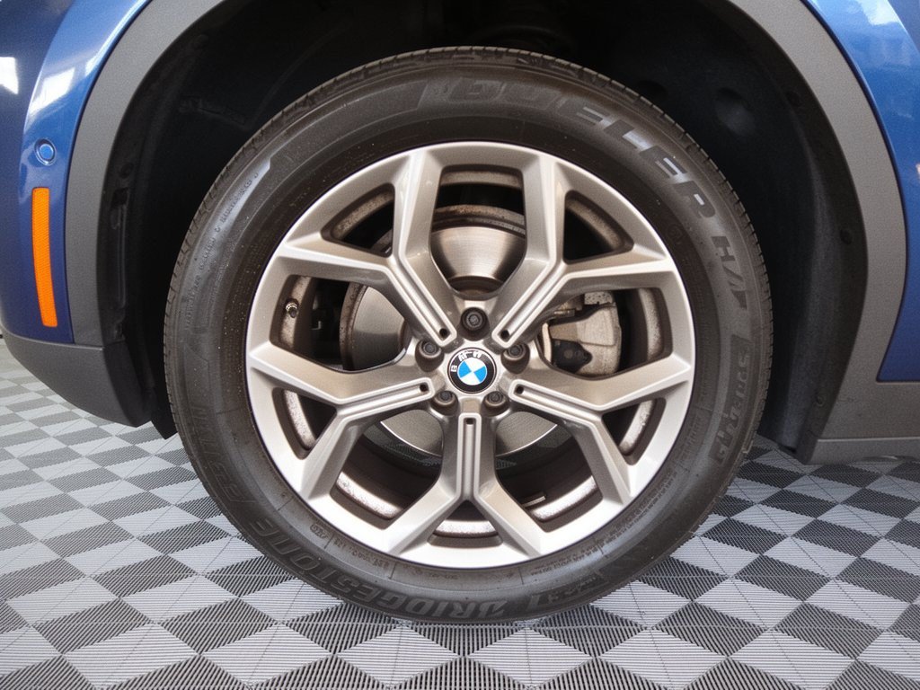 Used 2021 BMW X3 sDrive30i w/ Premium Package RWD image 11