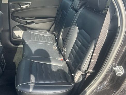 Used 2024 Ford Edge SEL AWD/4WD image 7