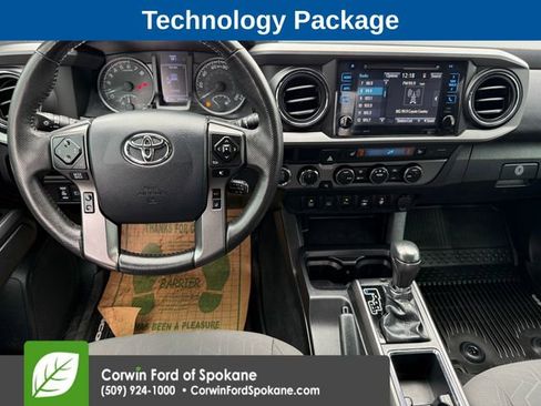 Used 2019 Toyota Tacoma TRD Sport w/ Technology Package image 3