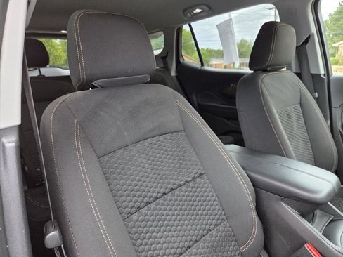 Used 2018 GMC Terrain SLE FWD image 32