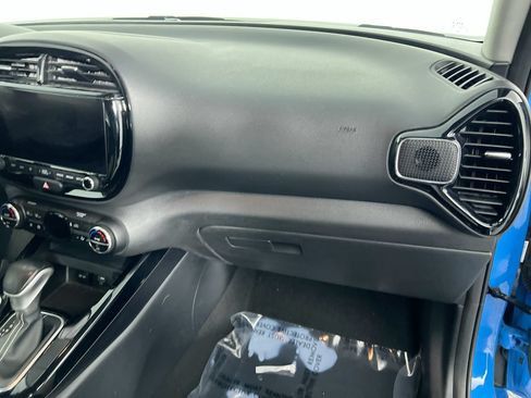 Used 2023 Kia Soul GT-Line FWD image 26