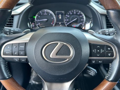 Used 2020 Lexus RX 350L FWD w/ Premium Package image 25