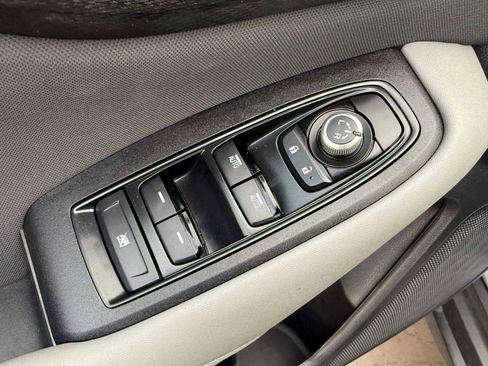 Certified 2025 Subaru Outback Premium w/ Popular Package #1A image 12