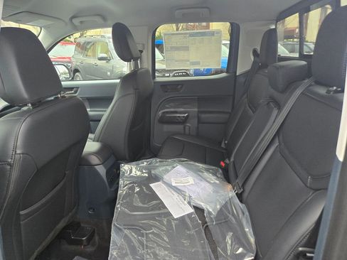 New 2026 Ford Maverick Lariat w/ Black Appearance Package image 10