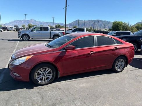 Used 2013 Hyundai Sonata GLS w/ Popular Equipment Pkg FWD image 3