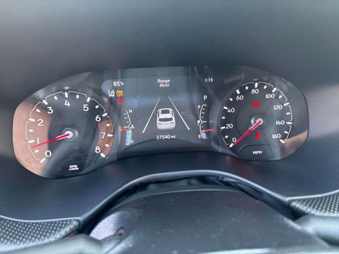 Used 2025 Jeep Compass Trailhawk image 35