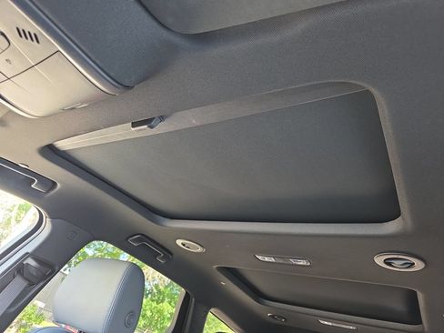 Used 2024 Buick Enclave Essence w/ Experience Buick Package FWD image 31