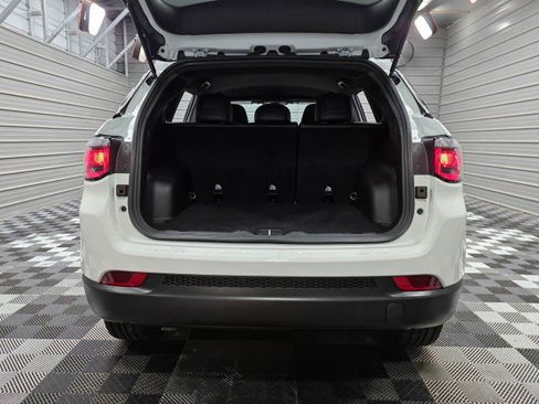 Used 2025 Jeep Compass Latitude w/ Altitude Special Edition AWD/4WD image 35