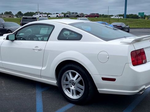 Used 2007 Ford Mustang GT RWD image 16