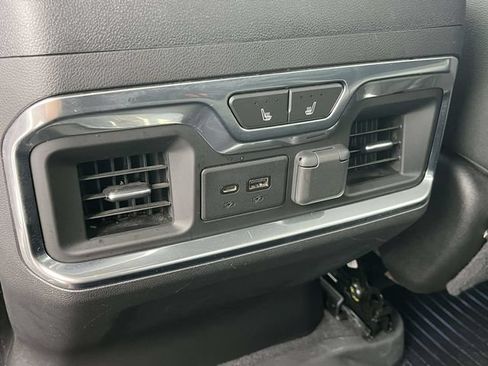 Used 2021 Chevrolet Silverado 1500 LTZ w/ LTZ Premium Package AWD/4WD image 20