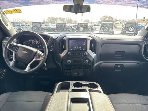 Used 2021 Chevrolet Silverado 2500 LT w/ Z71 Off-Road Package AWD/4WD image 26