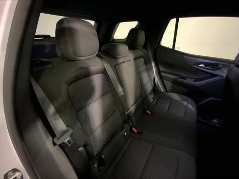 Used 2025 Chevrolet Equinox LT FWD image 23