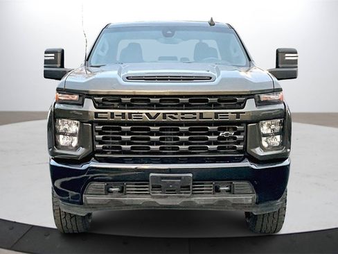 Used 2022 Chevrolet Silverado 2500 Custom w/ Custom Convenience Package image 3