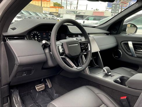 New 2026 Land Rover Discovery Sport Landmark AWD/4WD image 10