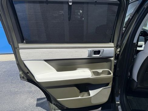 Used 2025 Hyundai Santa Fe Calligraphy image 15