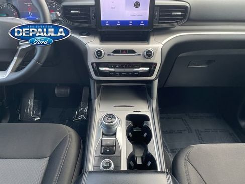 Certified 2022 Ford Explorer XLT w/ Class IV Trailer Tow Package image 14