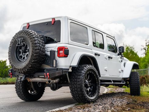 Used 2020 Jeep Wrangler Unlimited Rubicon AWD/4WD image 8
