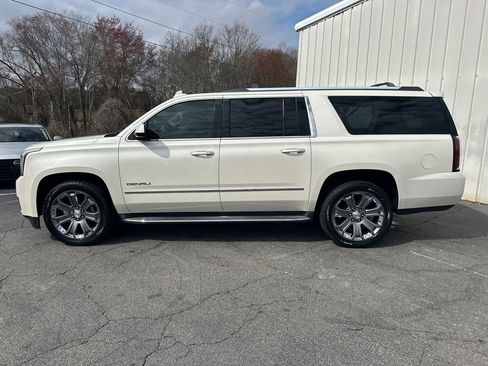 Used 2015 GMC Yukon XL Denali w/ Open Road Package image 9