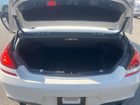 Used 2015 BMW 640i xDrive Convertible image 11