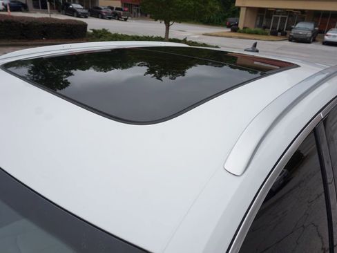 Used 2020 Audi Q3 2.0T Premium Plus w/ Premium Plus Package image 12