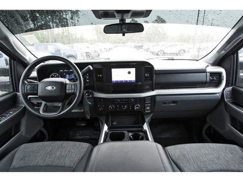 Used 2024 Ford F350 XLT w/ FX4 Off-Road Package image 12