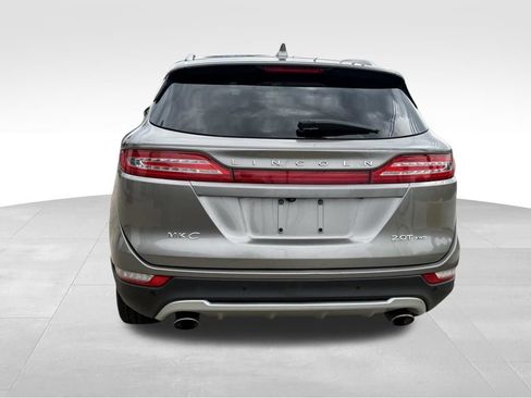 Used 2017 Lincoln MKC Select w/ Select Plus Package AWD/4WD image 6