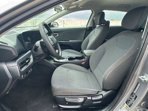 Used 2025 Kia K4 LXS image 4