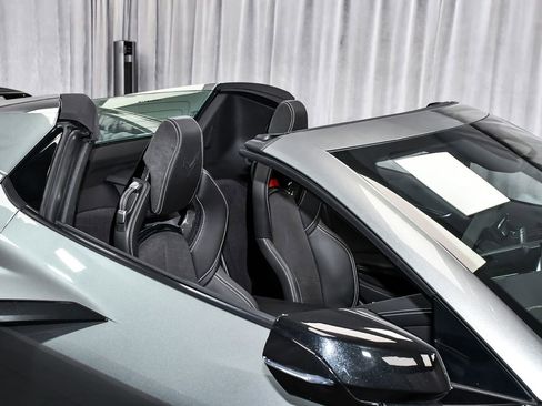 Used 2024 Chevrolet Corvette Stingray Preferred Conv w/ Z51 Performance Package RWD image 71