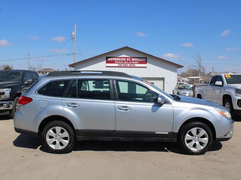 Used 2012 Subaru Outback 2.5i w/ Alloy Wheel Pkg image 1