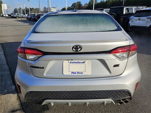Used 2022 Toyota Corolla SE image 10