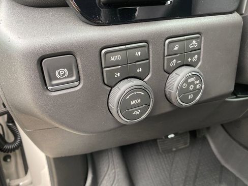 New 2026 Chevrolet Silverado 1500 ZR2 AWD/4WD image 34