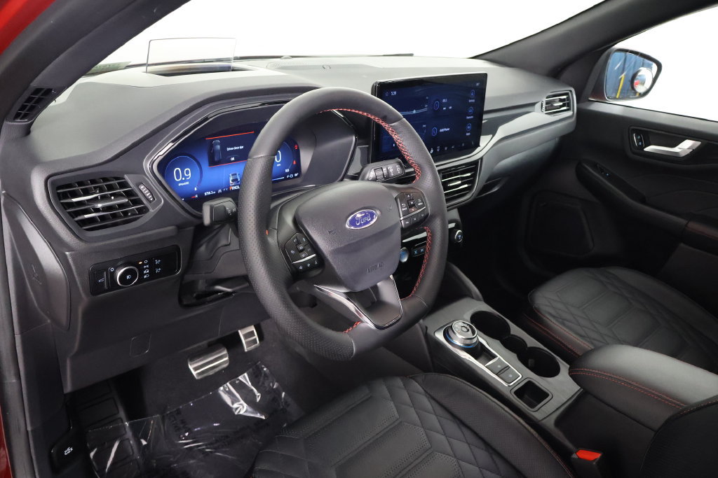 Used 2023 Ford Escape ST-Line Elite w/ Premium Technology Package AWD/4WD image 7
