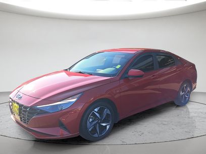 Used 2023 Hyundai Elantra SEL w/ Convenience Package
