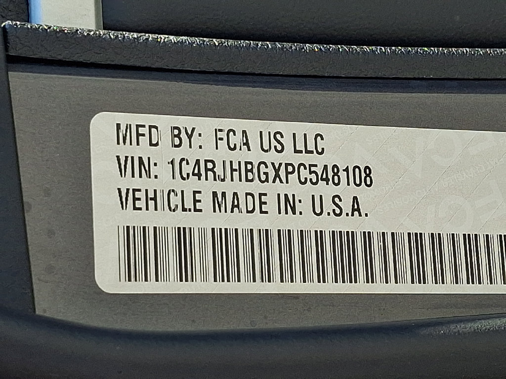 Certified 2023 Jeep Grand Cherokee Limited AWD/4WD image 27